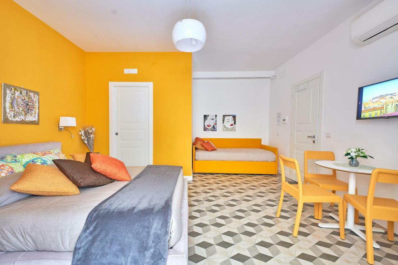 ナポリ A Casa Del Principe Lt Bed & Breakfast エクステリア 写真