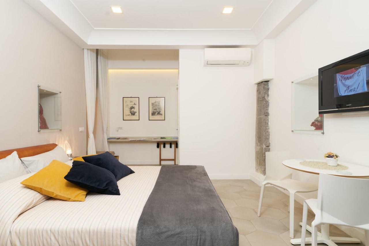 ナポリ A Casa Del Principe Lt Bed & Breakfast エクステリア 写真